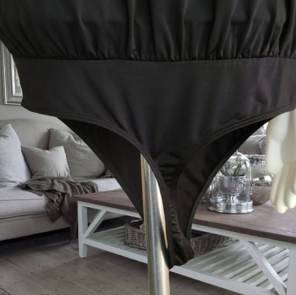 EXPRESS Black Cowl Neck Sleeveless Bodysuit L One Piece Shell Drape Neck Thong - Picture 9 of 16